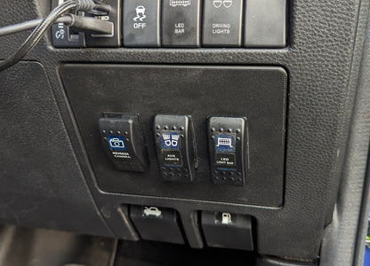 Isuzu D-MAX/Mazda BT50 (MY21-24) Rocker / Carling Switch Panel - 3 Hole